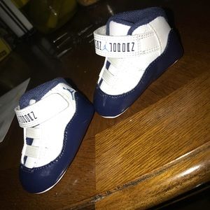 BABY JORDANS